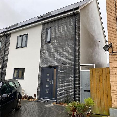 Pass The Keys New Stylish & Elegant 2 Bed Apartment In The City! Cardiff Exterior photo